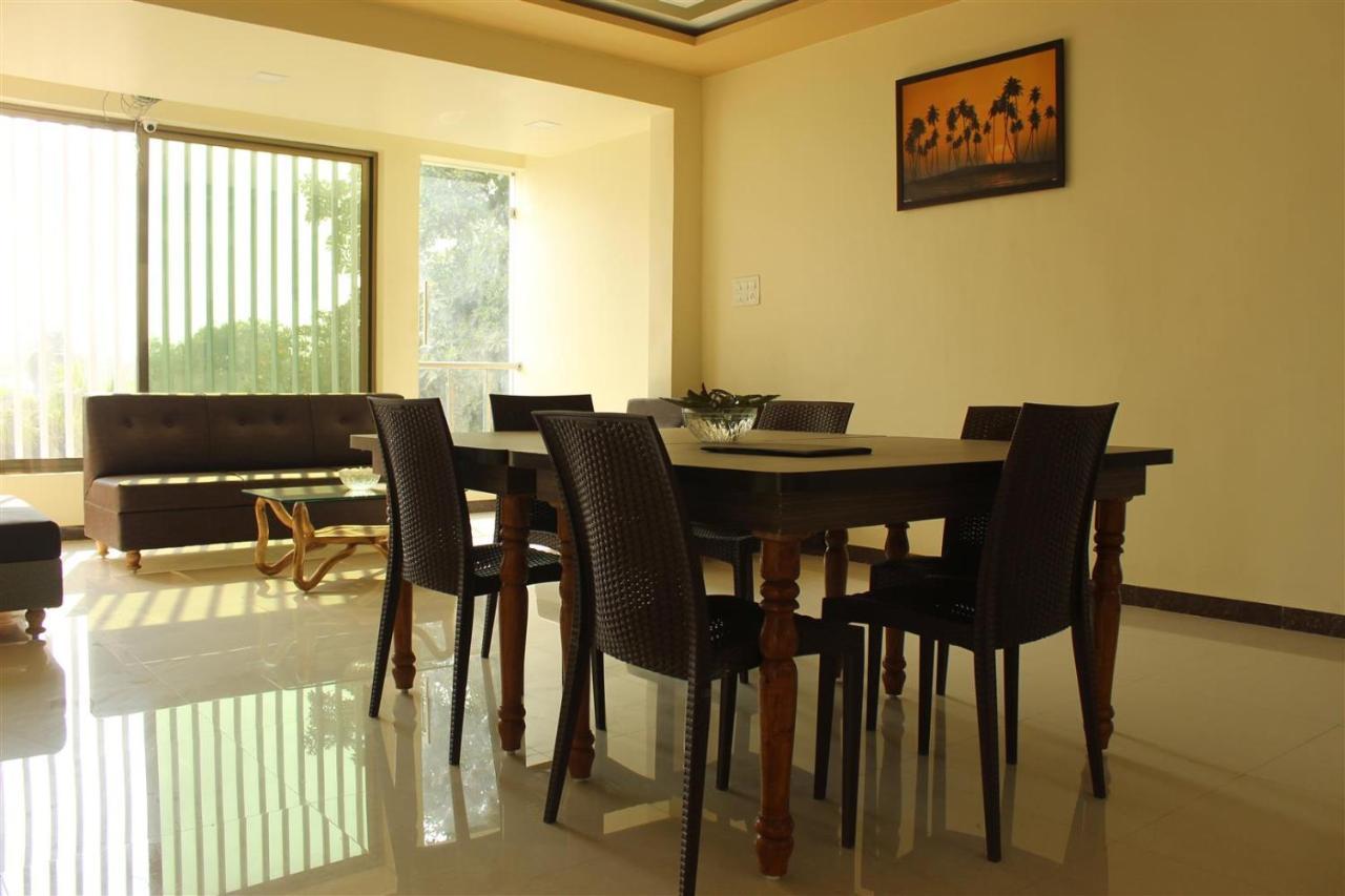 Hotel Shri Sharanam Maheshwar ภายนอก รูปภาพ